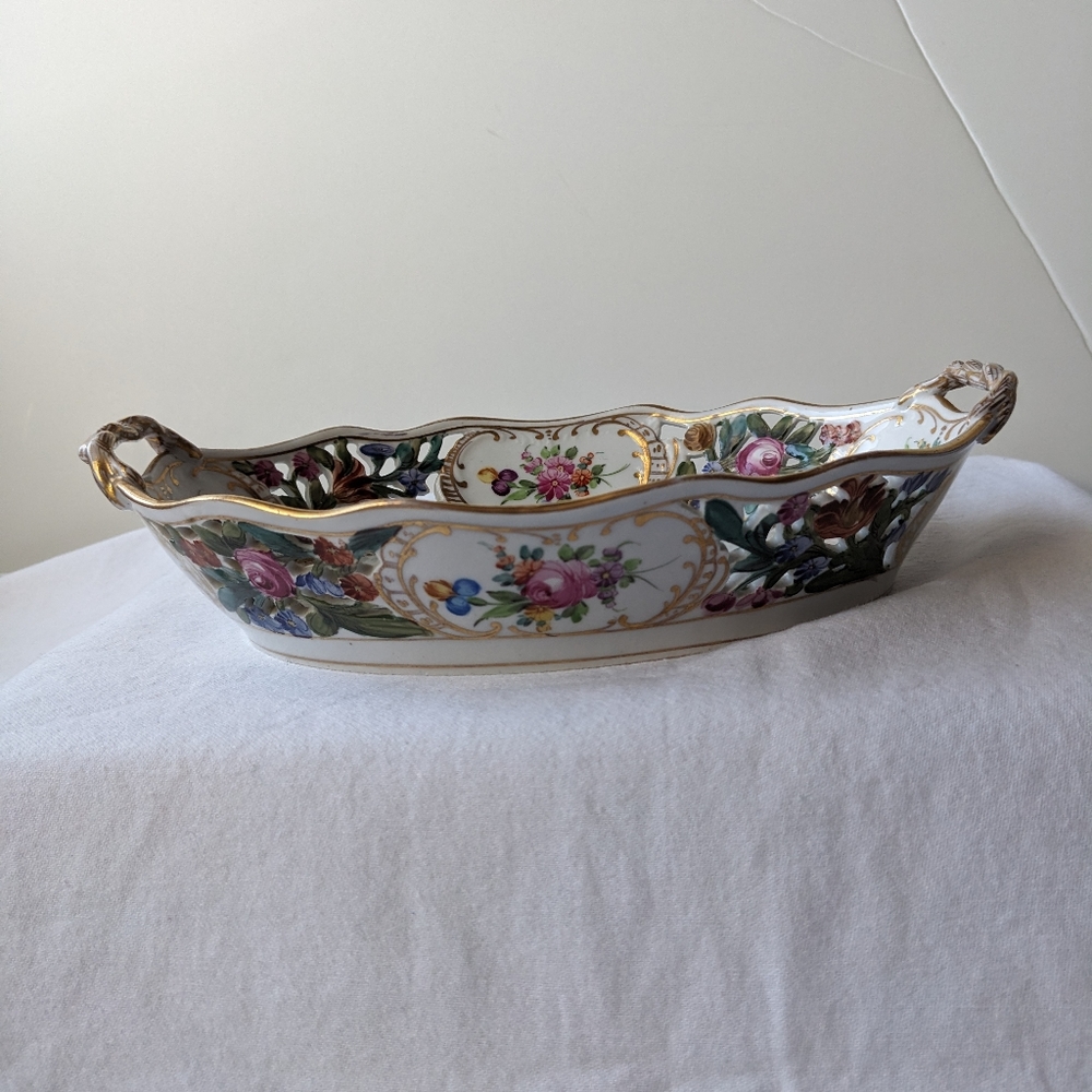 Dresden Potscappel Carl Thieme Pierced Floral Gold Handled Serving Bowl Damaged - Picture 4 of 16